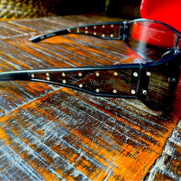 Valentino Sunglasses with Swarovski Crystal Embellishment 1143/N/S LN5VU 115 - Picture 5 of 11